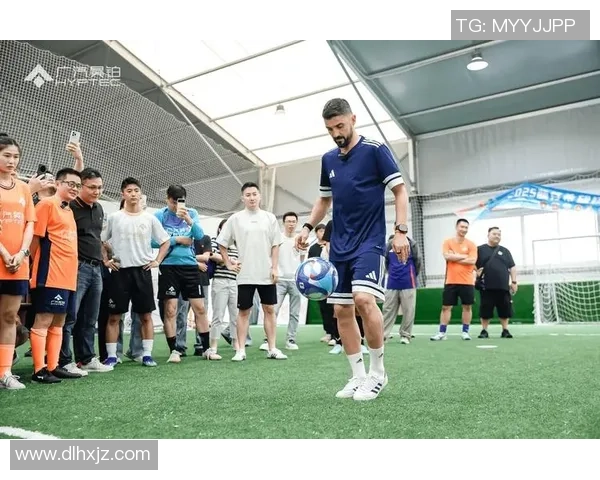 足球球星霸道总裁：从绿茵场到商界帝国的传奇征程